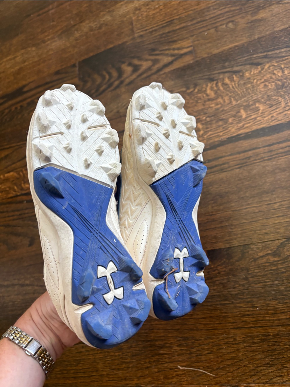 Under Armour Blue and White Youth cleats 3.5 - Picture 4 of 5